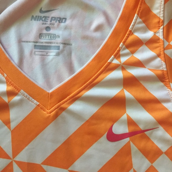 NIKE Pro Dri-Fit Athletic Tank Top - Picture 3 of 6